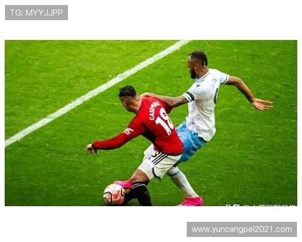 足球世界的风云变幻:从草根球员到全球巨星的成长之路