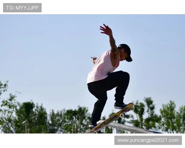 武汉滑板队在极限运动会中以84分稳居积分榜首位